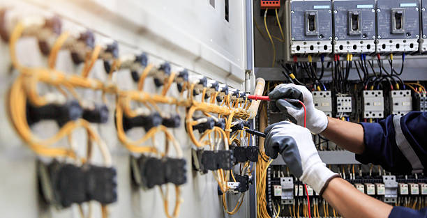 Professional Electrician technician working in Fairwood, WA